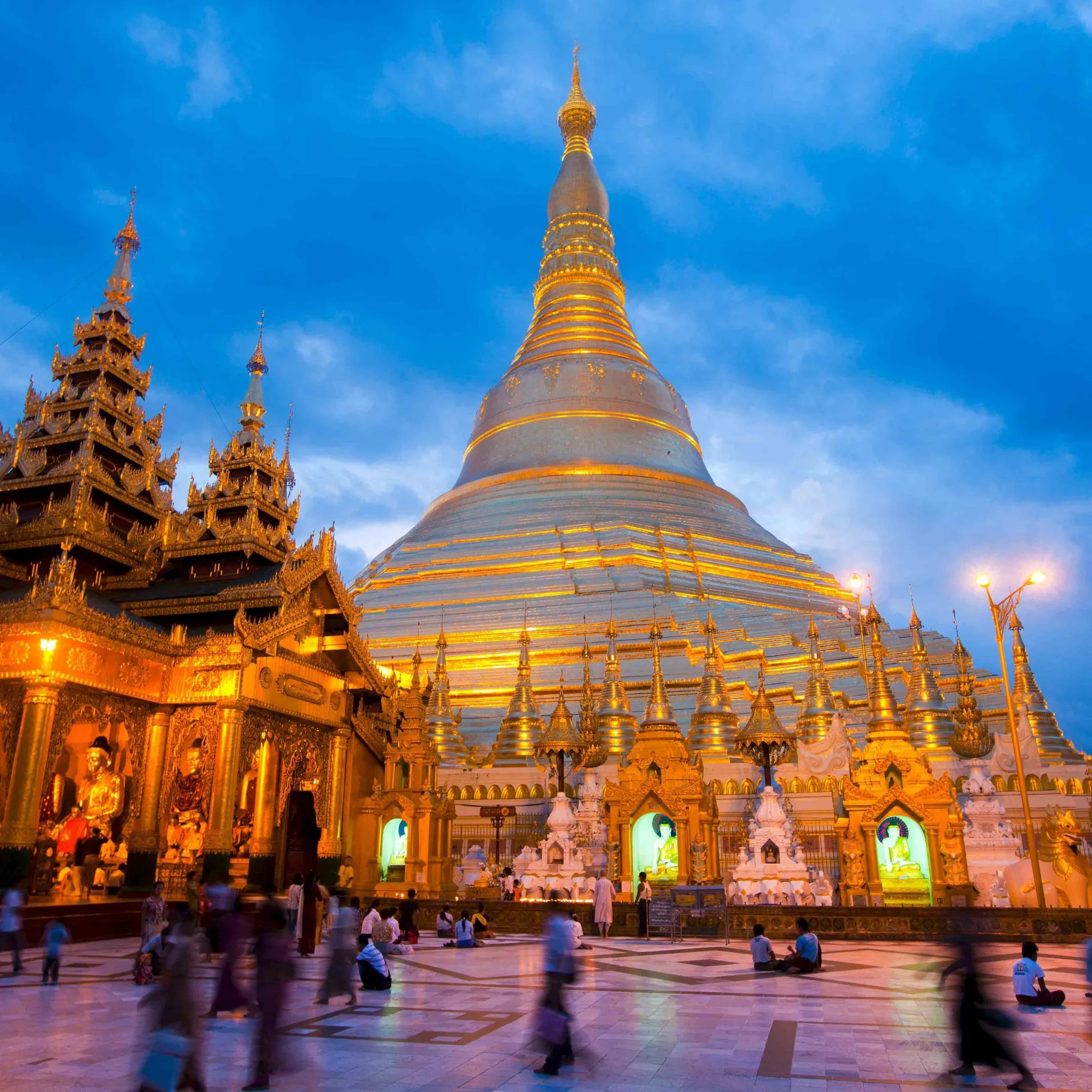 shwedagon pagoda.jpg