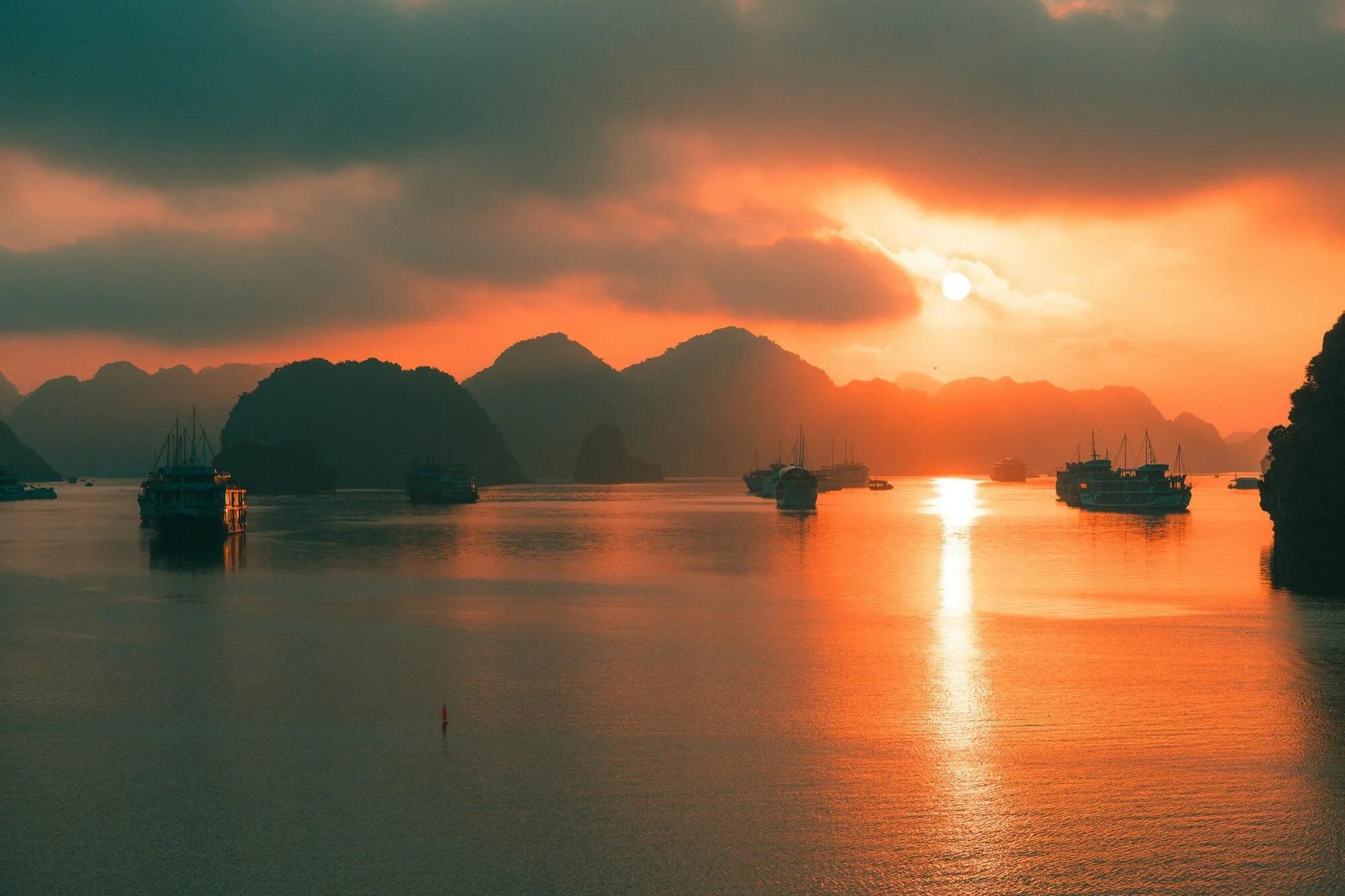 Tag 3: Hanoi - Halong-Bucht (F/M/A)