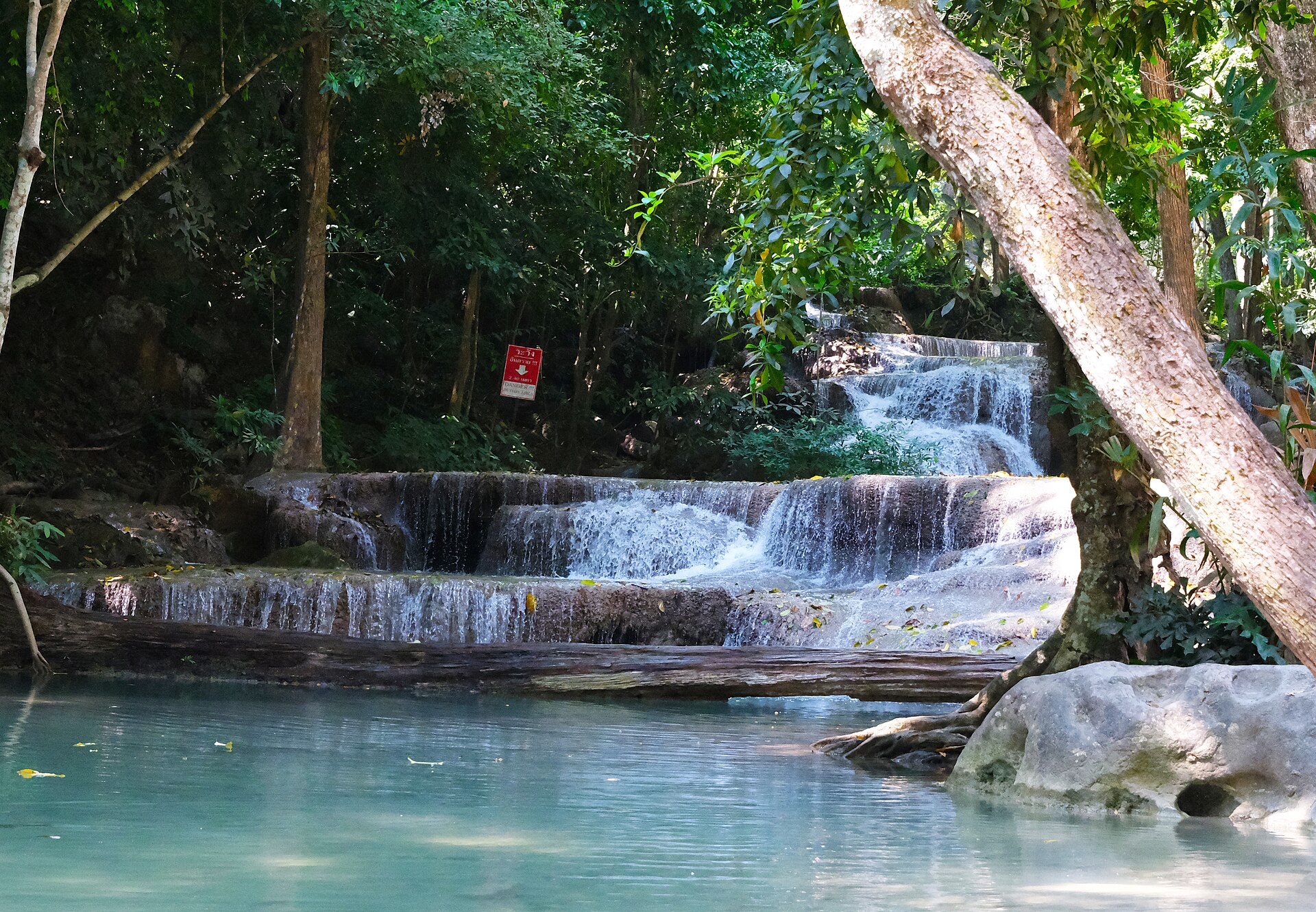 <span>Tag 4</span> Erawan-Wasserfälle und weiter nach Ayutthaya
