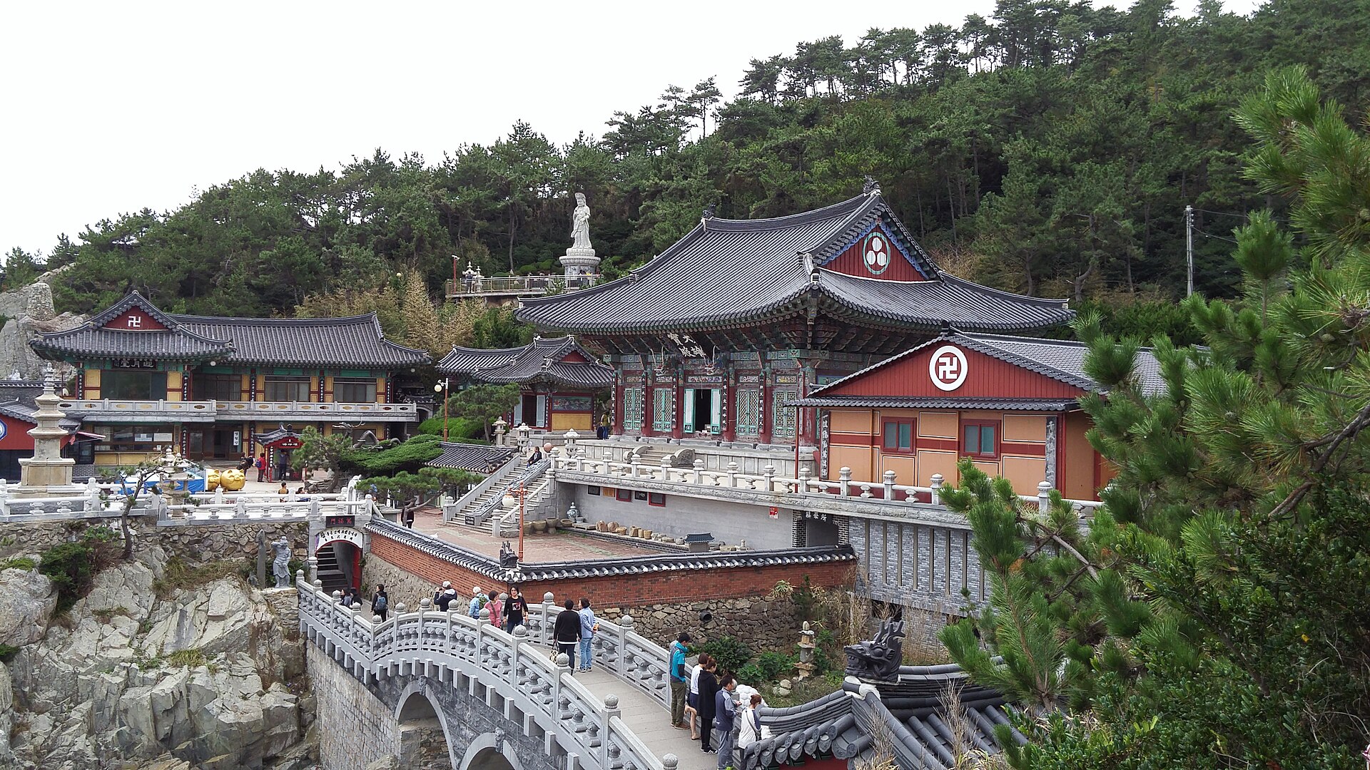 <span>Tag 9</span> Busan am Meer