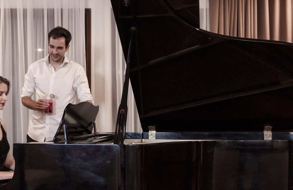 Song-Hong-Lounge-3-2-1.jpg Song-Hong-Lounge-3-2-1.jpg