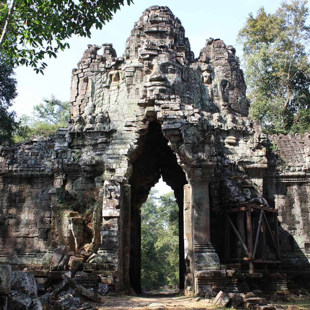 gateway angkor thom