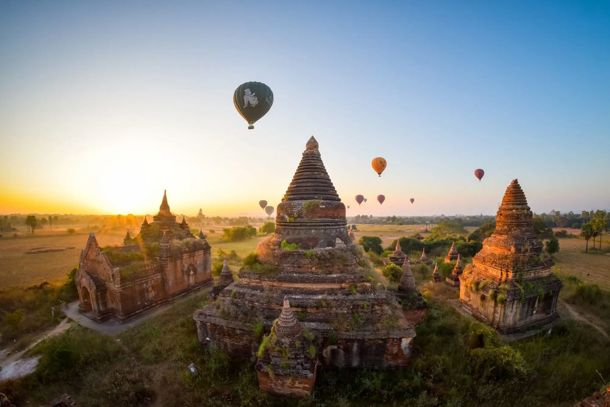 DÍA 06: VISITA DE BAGAN (D)