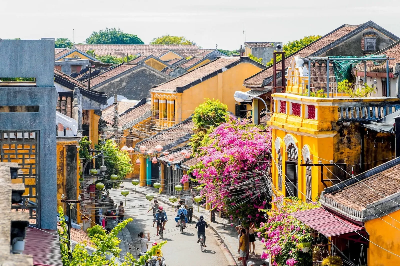 Día 9: Ho Chi Minh – Da Nang – Hoi An (D)