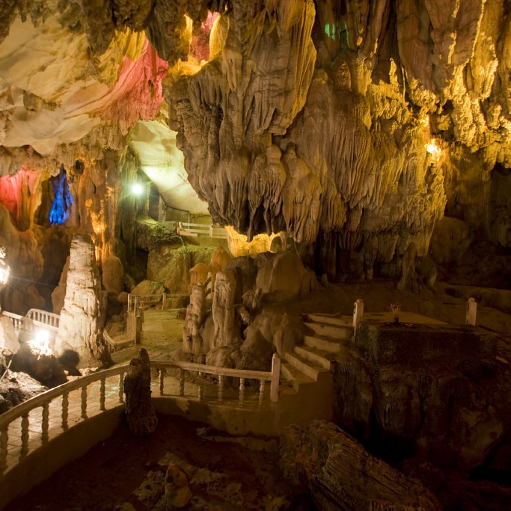 Tham Jang cave