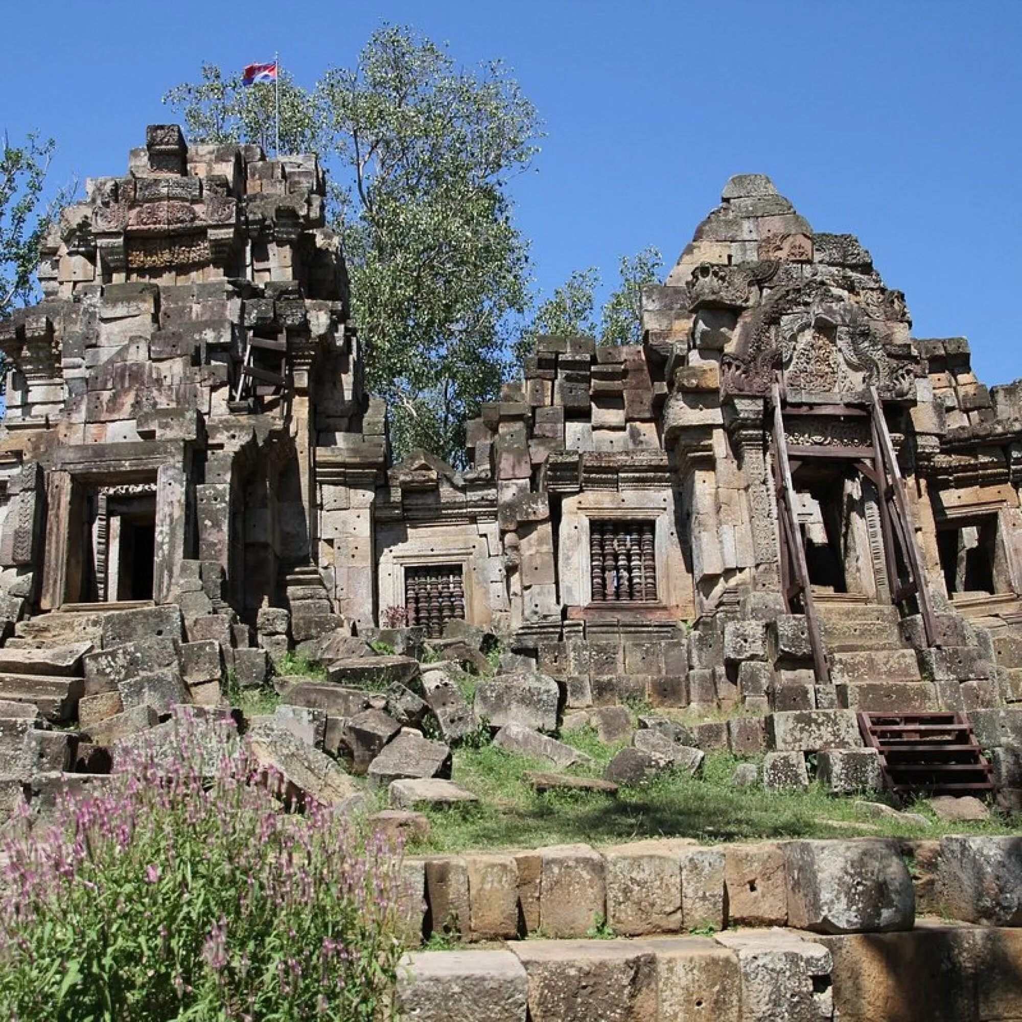 Día 4: Tour por Battambang (D)