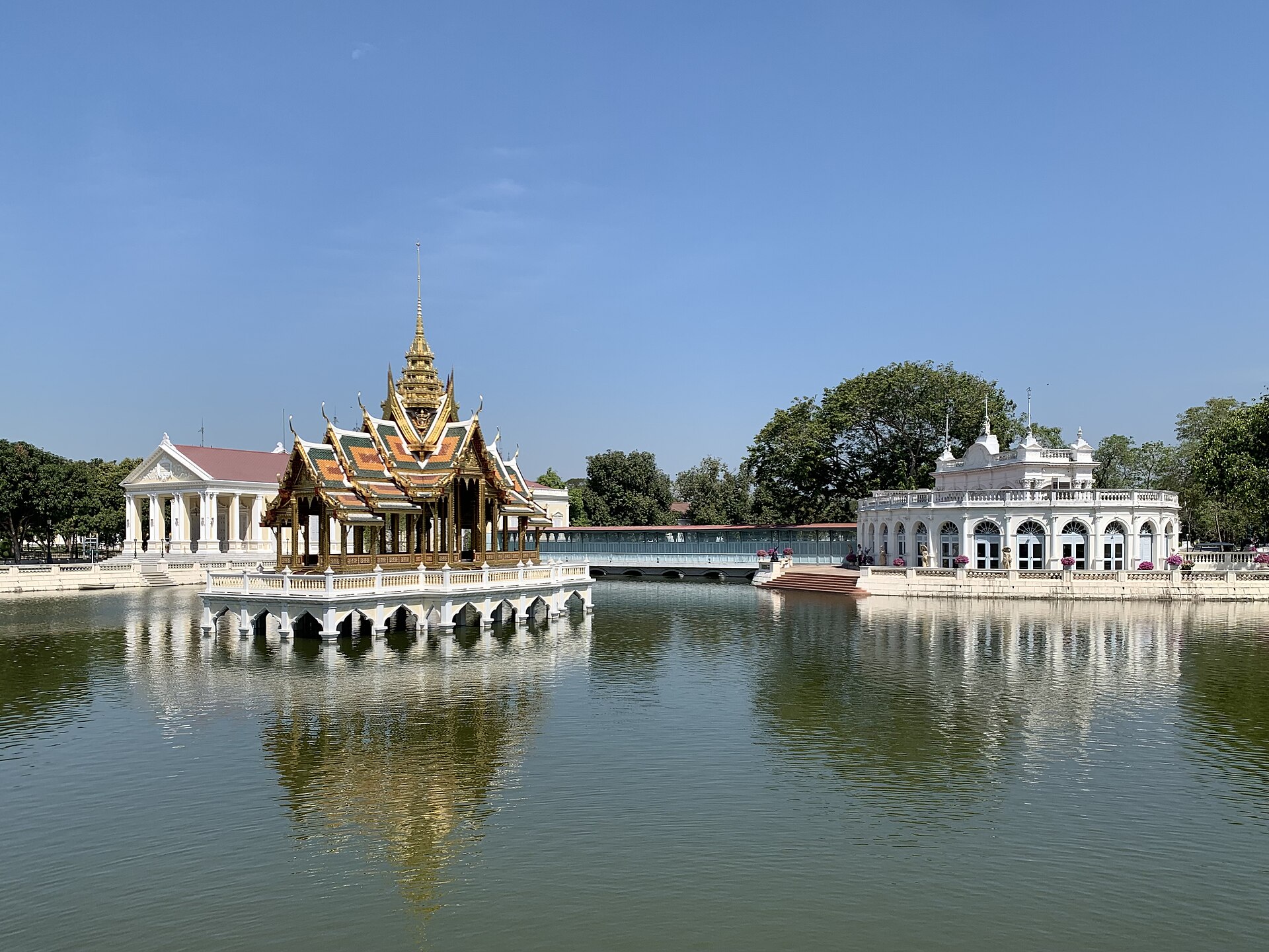 <span>Día 4</span> Bang Pa-In y Ayutthaya en tuk tuk