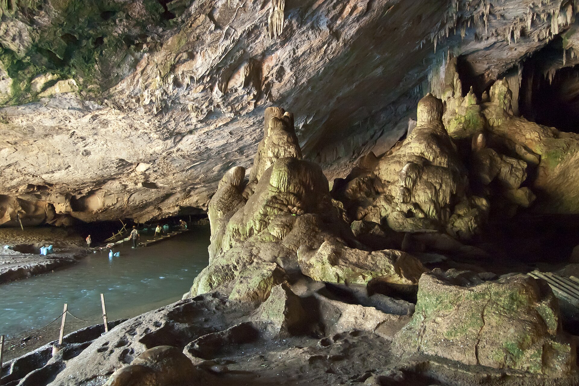 <span>Día 6</span> La cueva de Tham Lod y pueblos de montaña