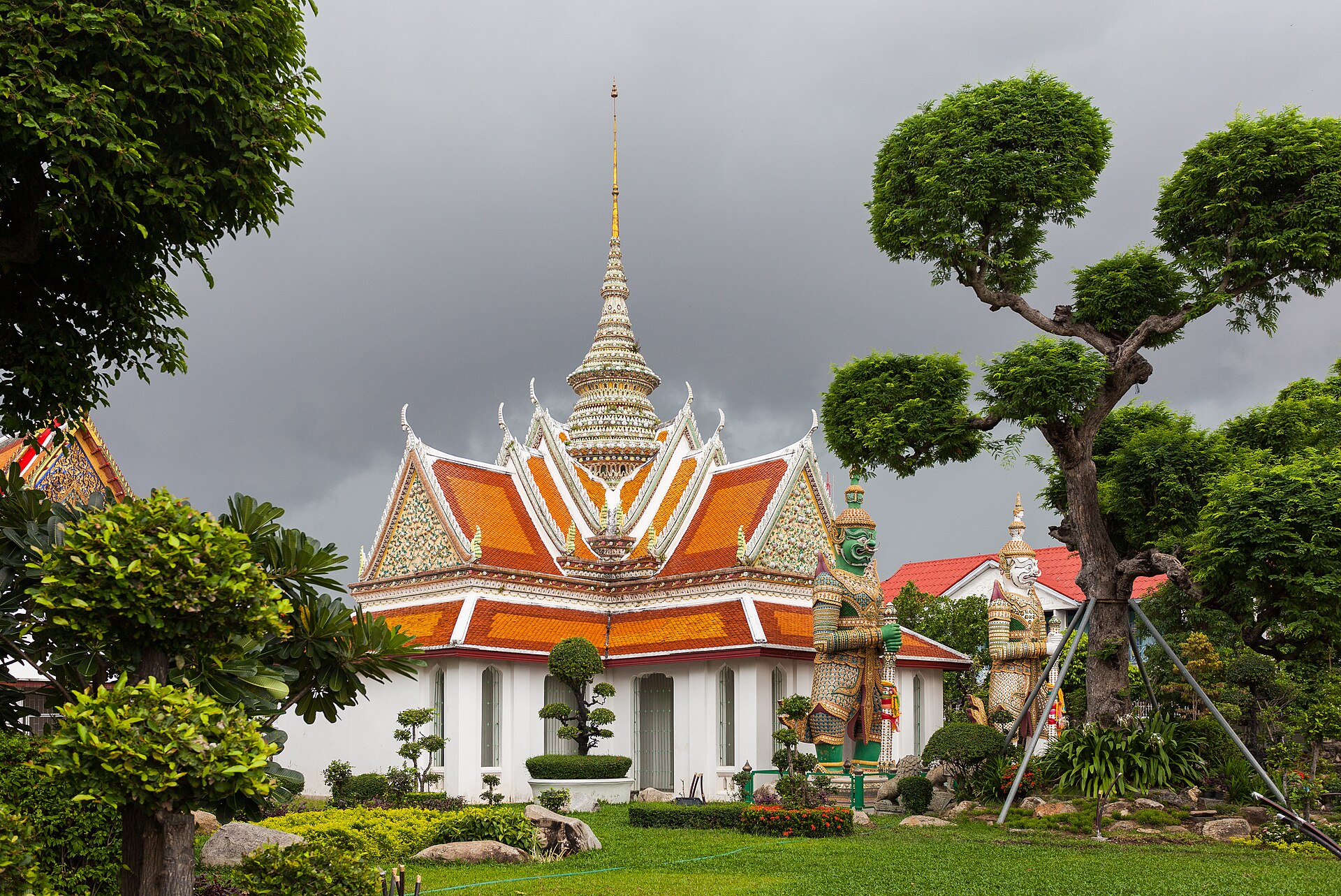 <span>Giorno 2</span> Canali di Thonburi, Wat Arun e il primo pomeriggio in spa