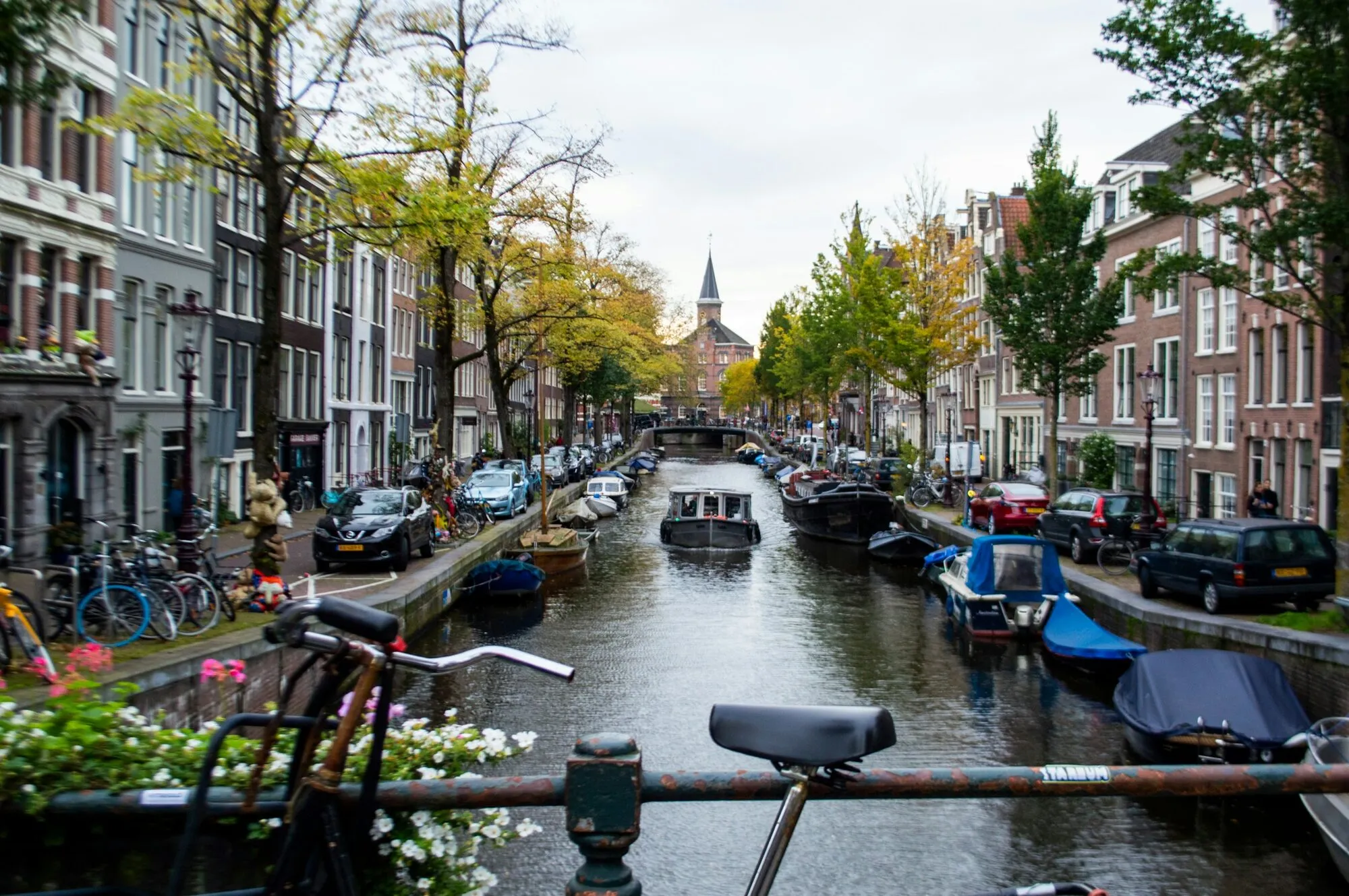 Ngày 6: Brussel - Rotterdam - Zaanes Schans - Amsterdam (ăn 3 bữa)
