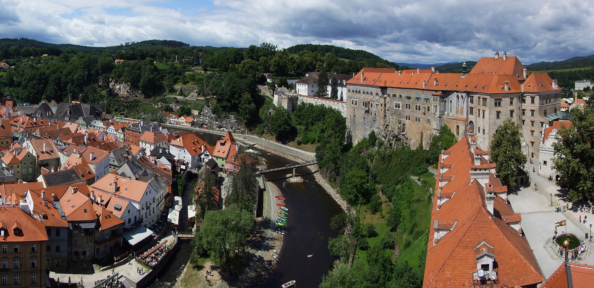 <span>Ngày 5</span> Český Krumlov – thị trấn cổ bên sông