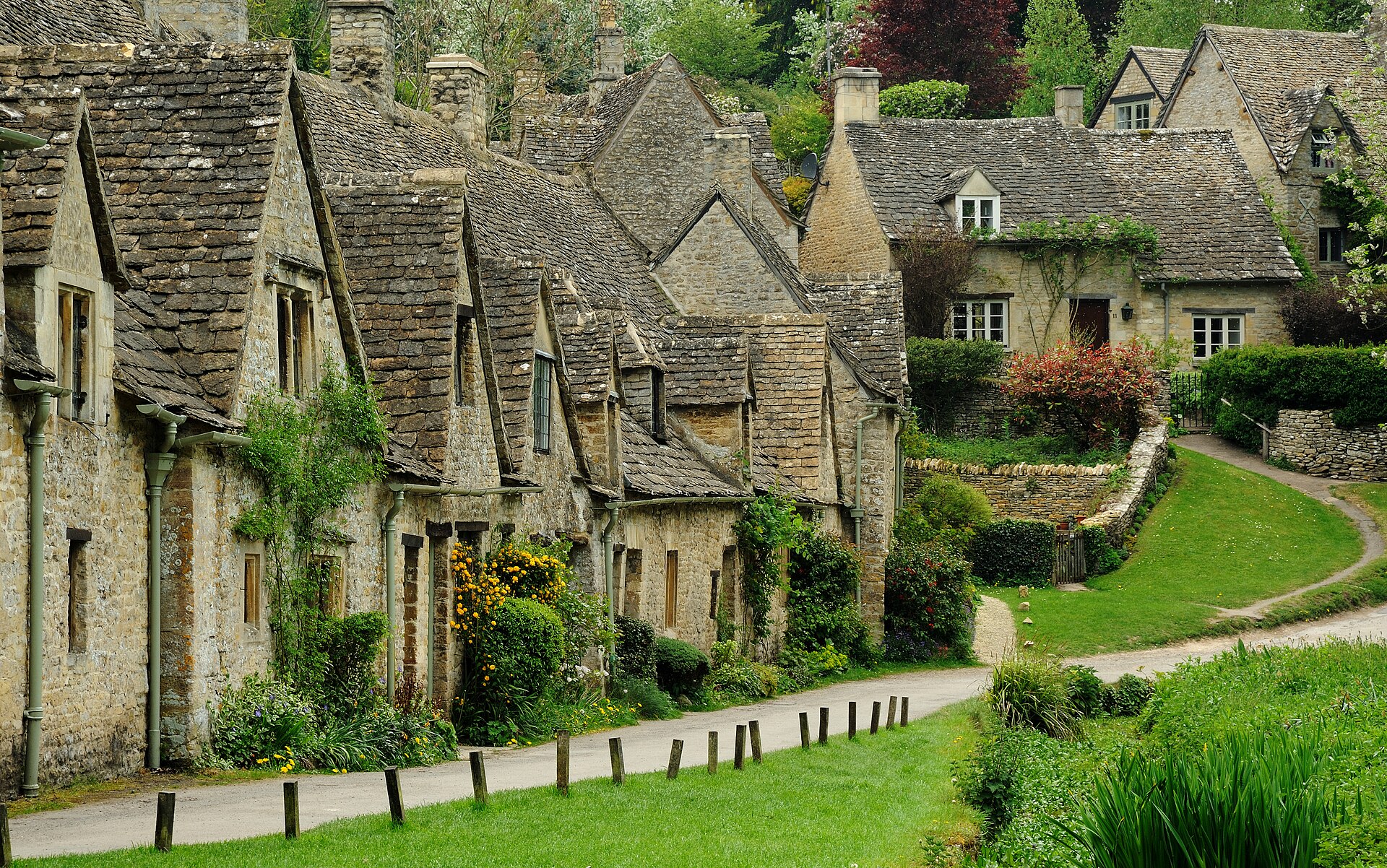 <span>Ngày 4</span> Lâu đài Windsor, Oxford và làng Cotswolds