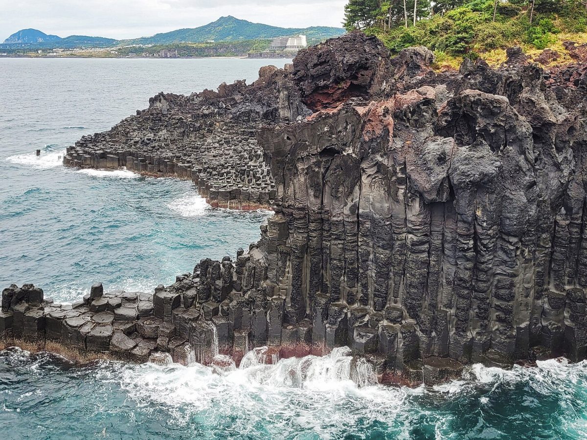 Jeju Jusangjeolli