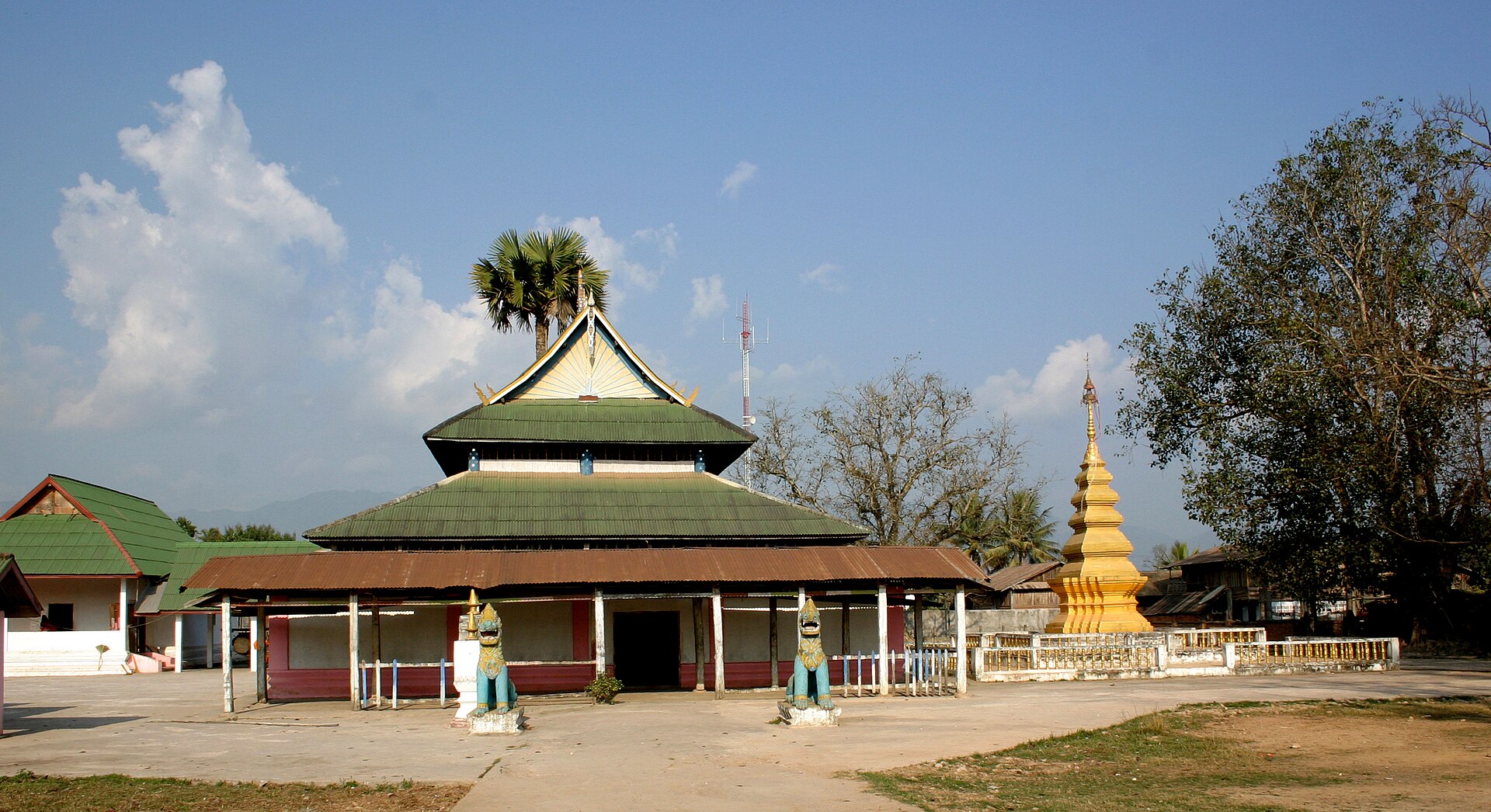 <span>Ngày 6</span> Các bản vùng đồi ở Muang Sing