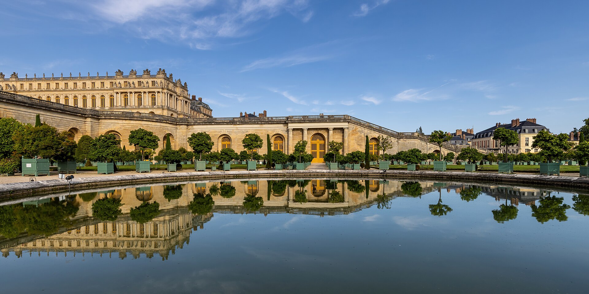 <span>Ngày 3</span> Cung điện Versailles và đồi Montmartre
