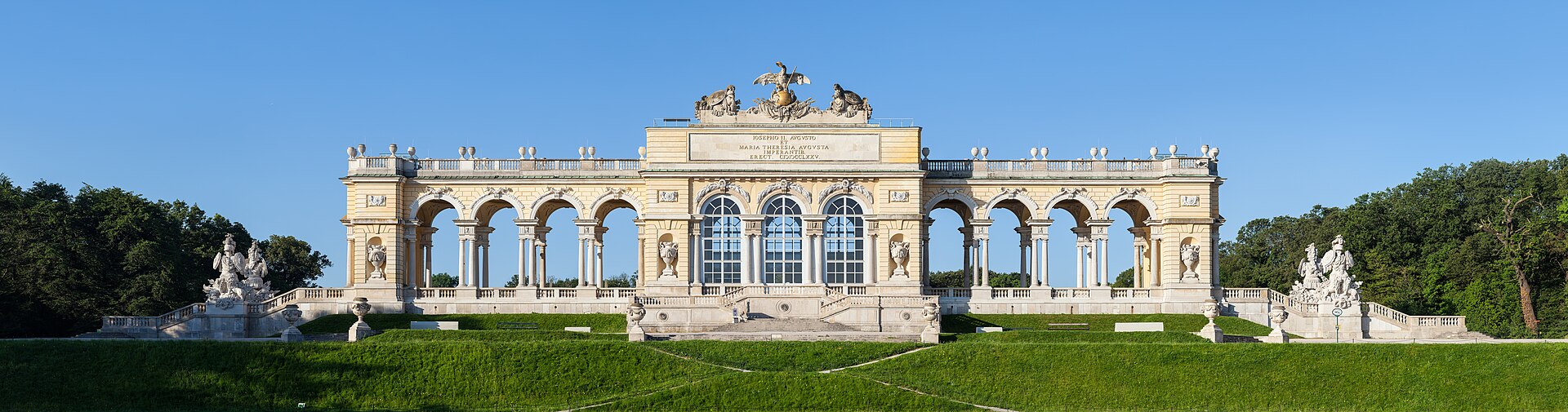 <span>Ngày 6</span> Český Krumlov – Vienna