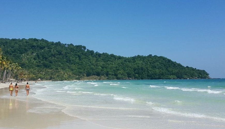 yoga holiday Vietnam