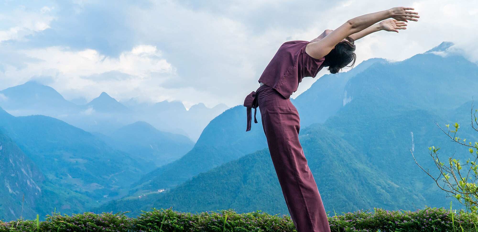 Best wellness retreat tours for Yoga Sapa Vietnam