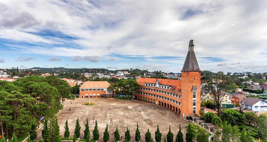 dalat meditation vietnam architecture