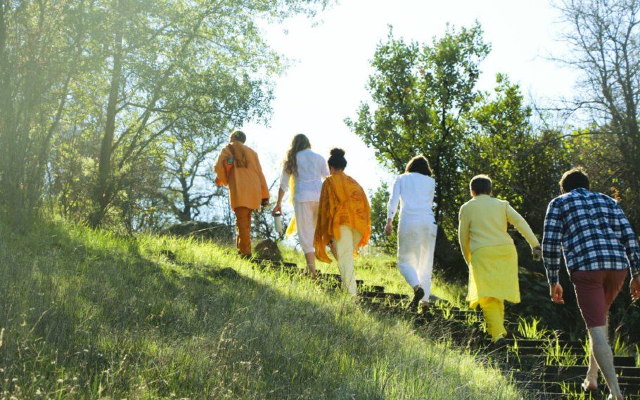 dalat vietnam meditation sivanada