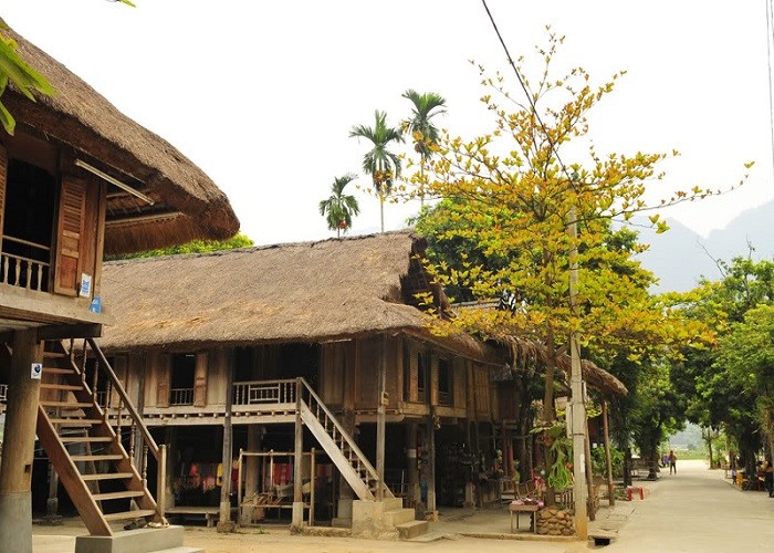 Lac Village