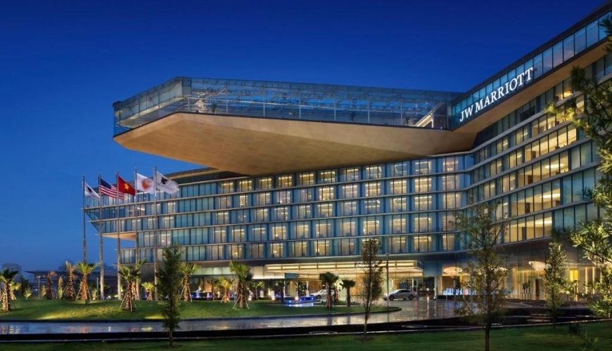 The 7 Best 5 Star Hotels In Hanoi For 2023