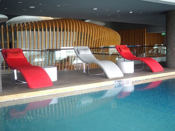 2. Le Meridien Saigon