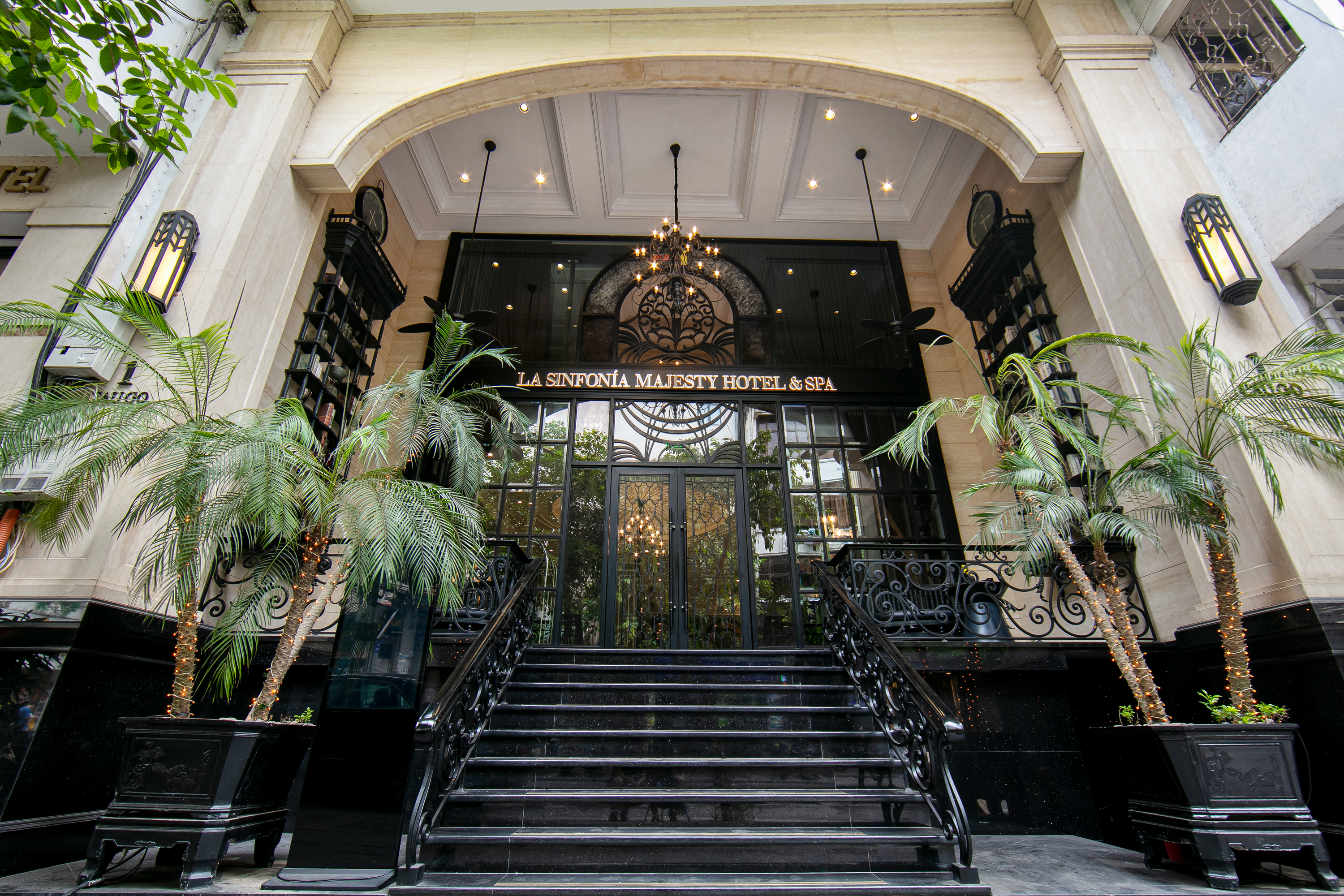 4 star hotels in hanoi