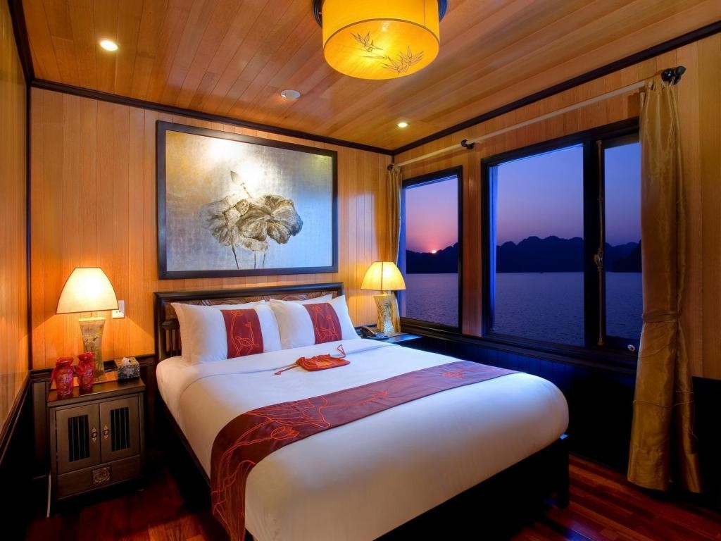halong bay cruise luxury