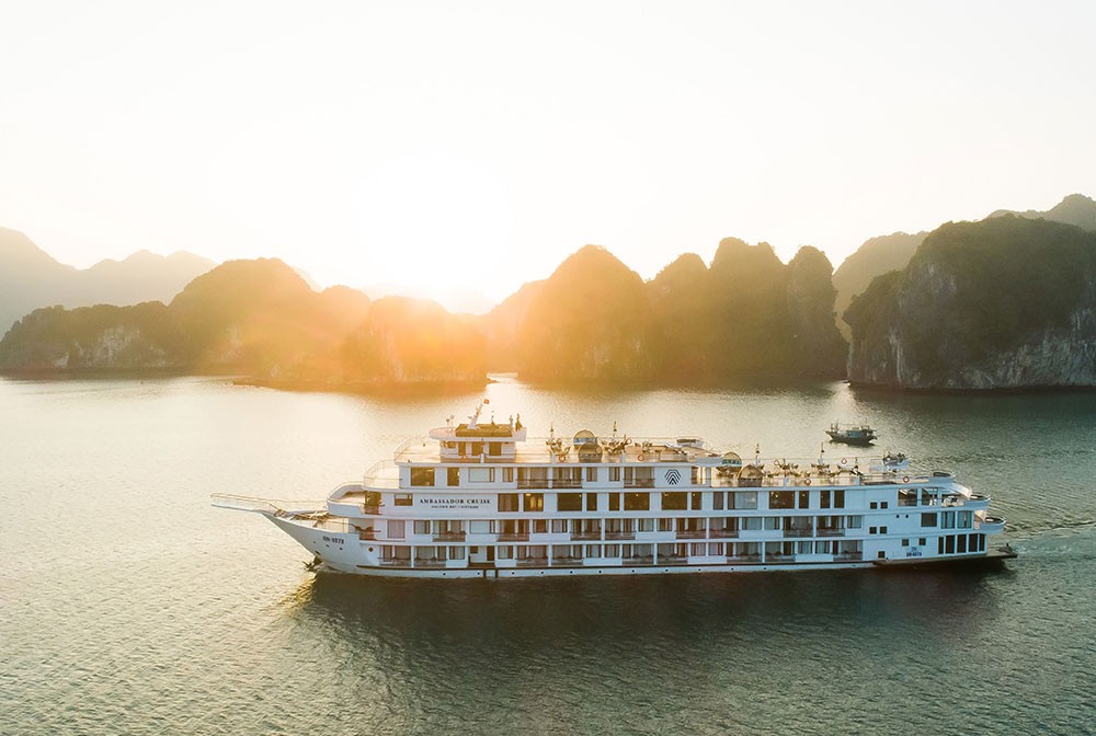 halong bay cruise luxury