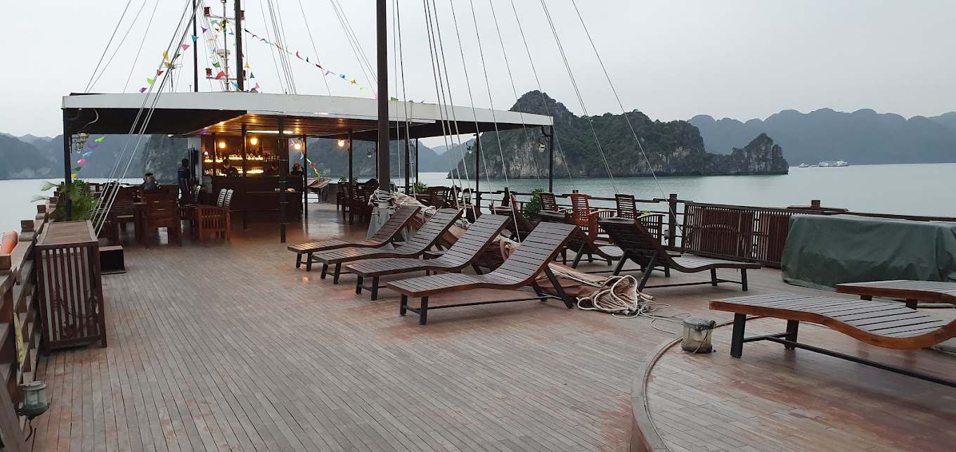 halong bay cruise luxury