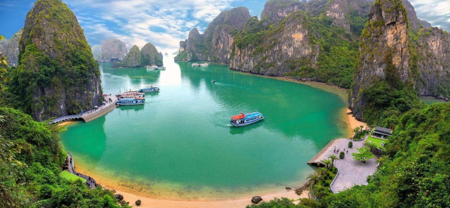 halong bay day trip