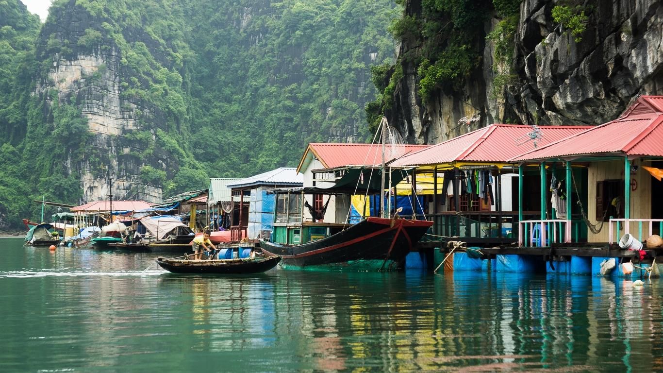 halong bay day trip
