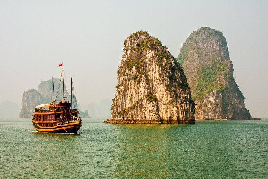 halong bay day trip