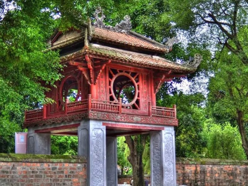 Visiting the Temple of Literature Quoc Tu Giam - Where to visit in Hanoi