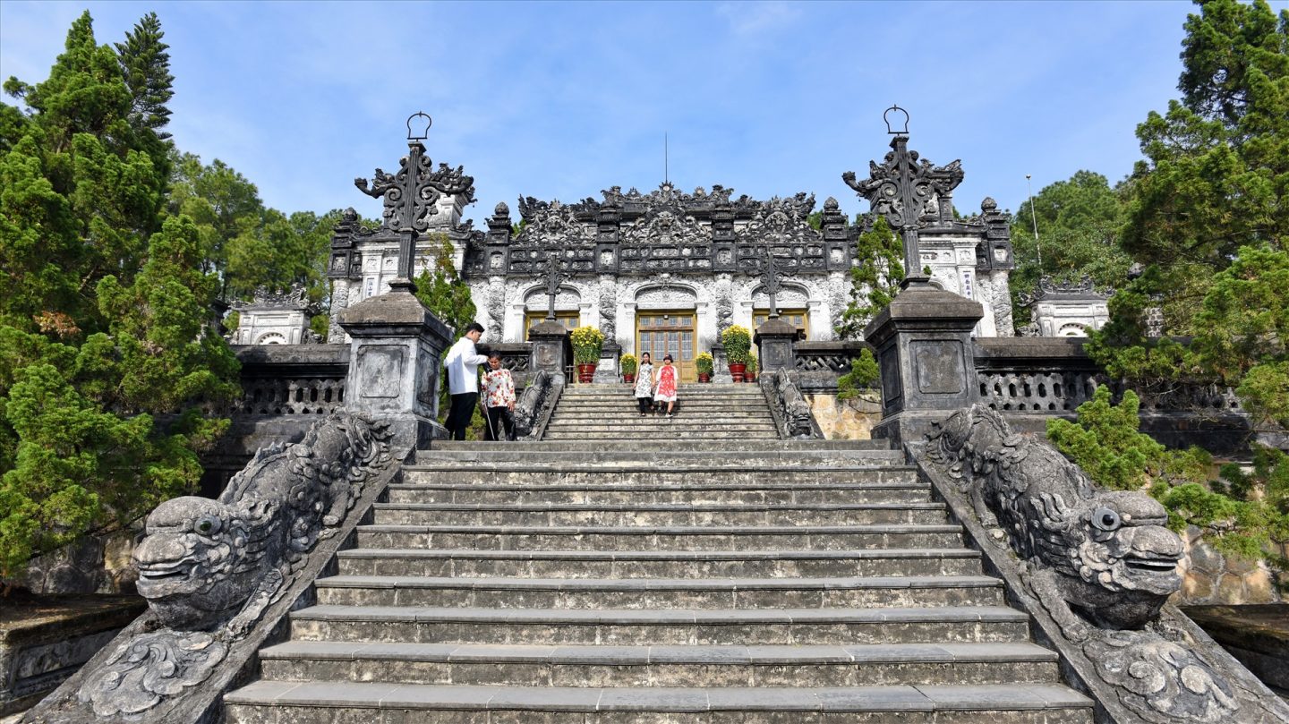 hue city tour