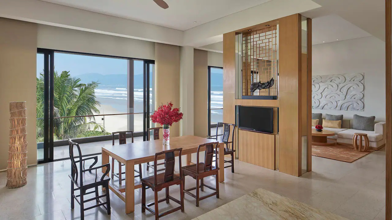 hyatt danang