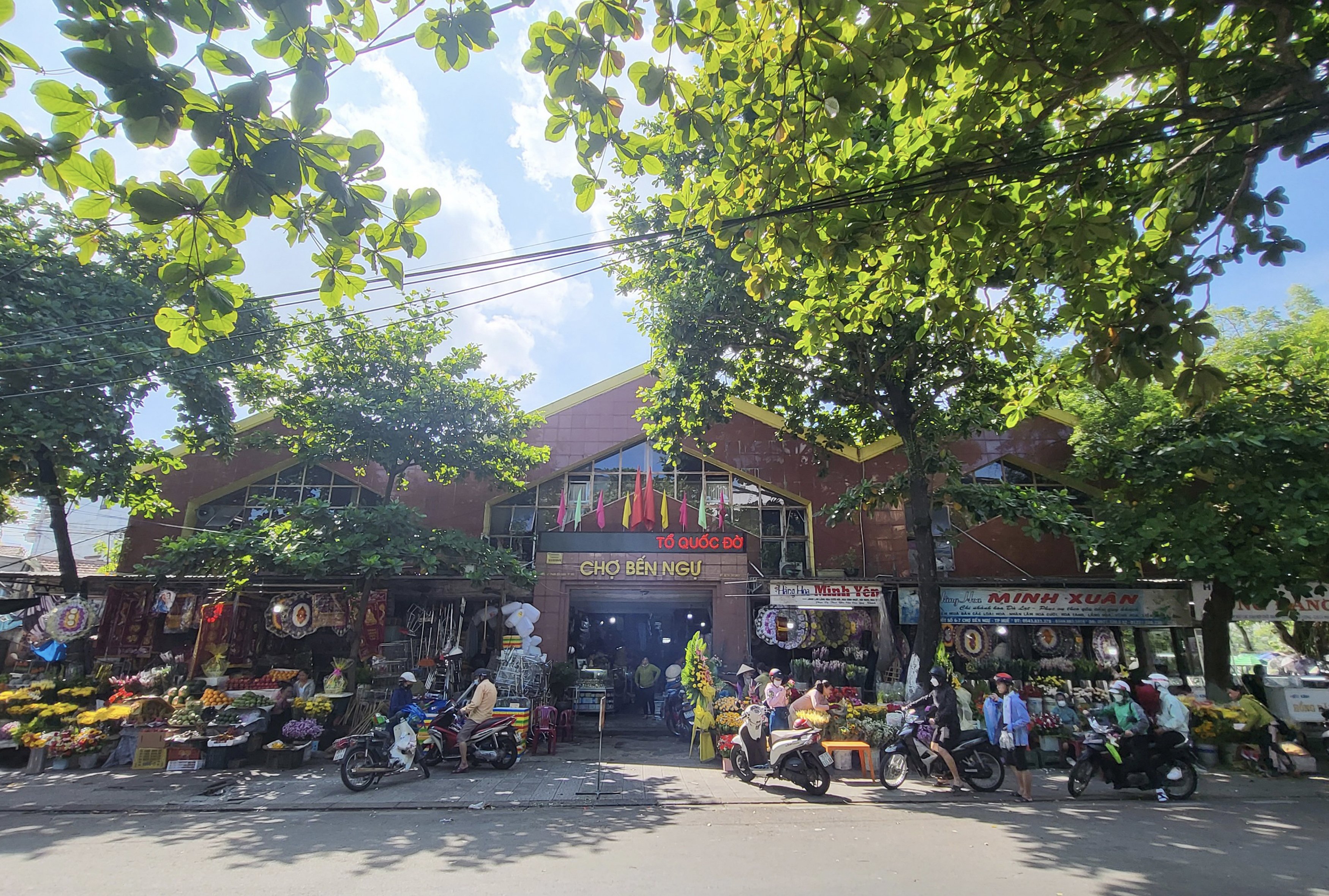 2.2. Ben Ngu Market