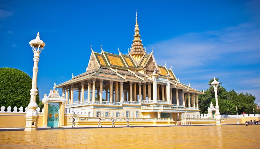 Top 10 famous Phnom Penh restaurants, Cambodia