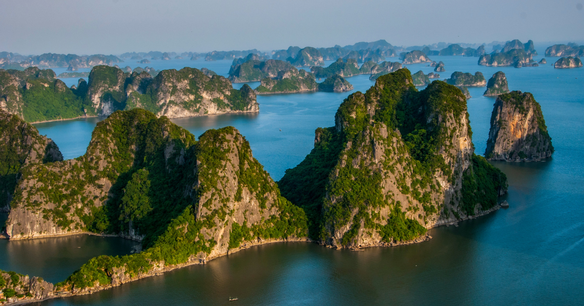 Day 4: Halong – Hanoi (B/Br)