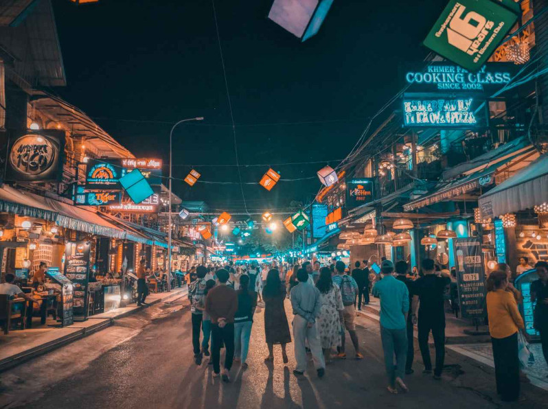 night market phnom penh