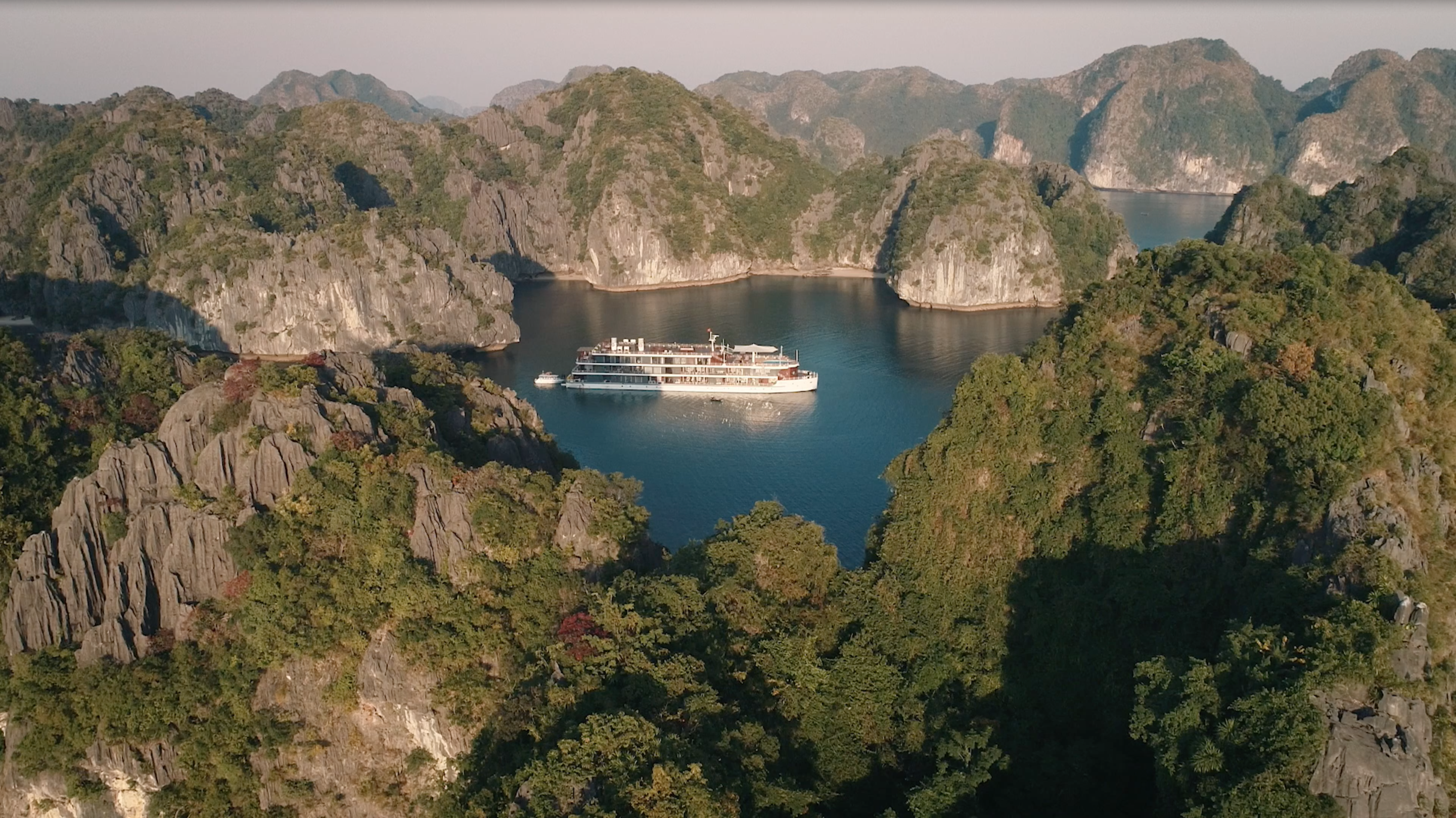 vietnam cruise tour