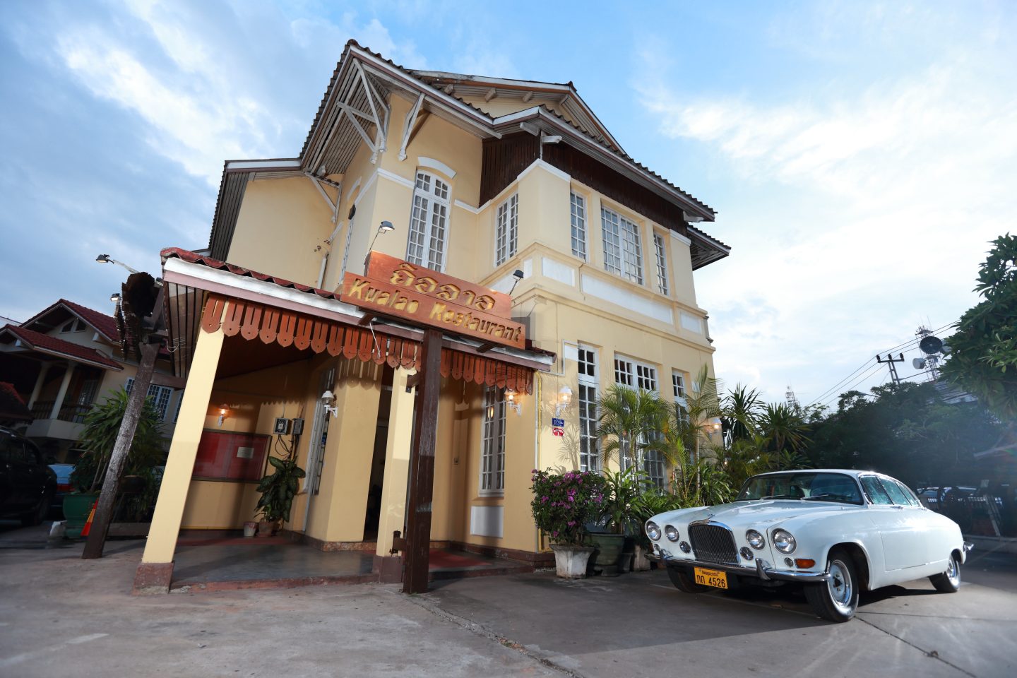Explore The Top Best 10 Must-Try Vientiane Restaurants, Laos For Food Lovers