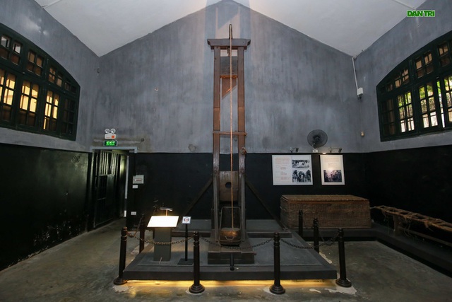 hanoi hilton prison