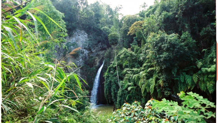 ha giang waterfall