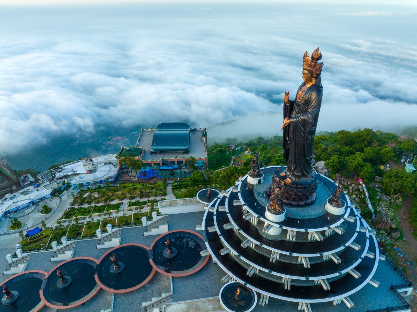 best trekking in vietnam
