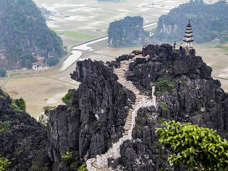 Day 2: Hanoi - Ninh Binh (Bai Dinh Pagoda, Trang An Grottes) - Hanoi