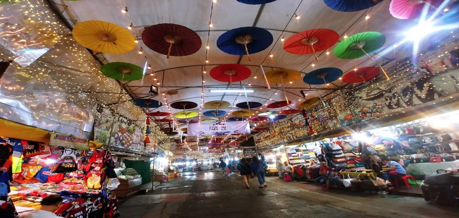 Chiang-Mai-Night-Bazaar