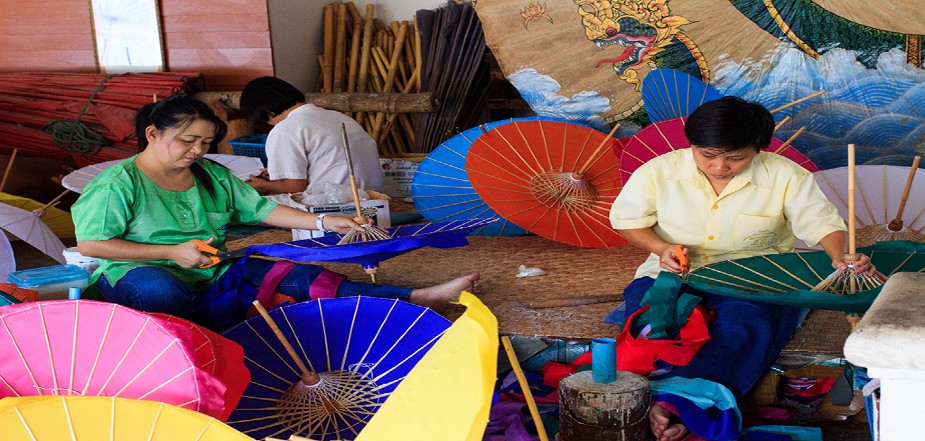 Explore-The-Bo-Sang-Handicrafts-Centre 