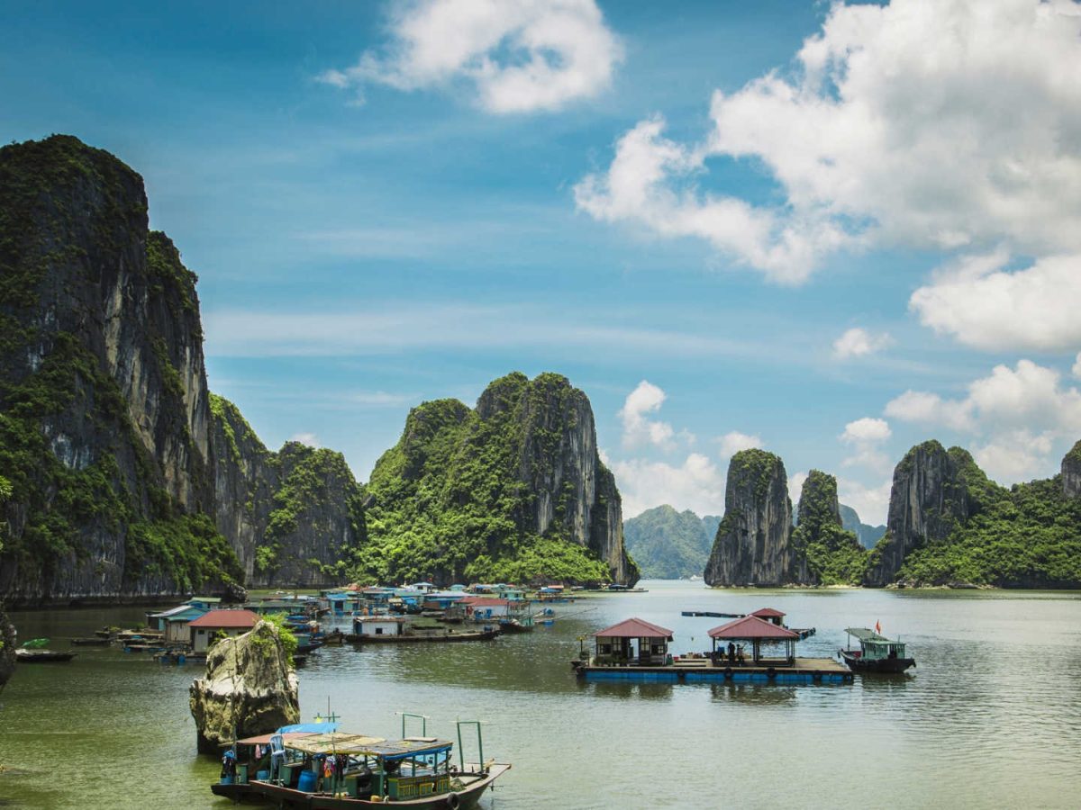 Authentic Vietnam Itinerary from Mountain to the Sea